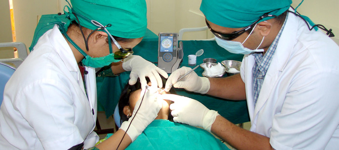 علاج الأسنان في الهند